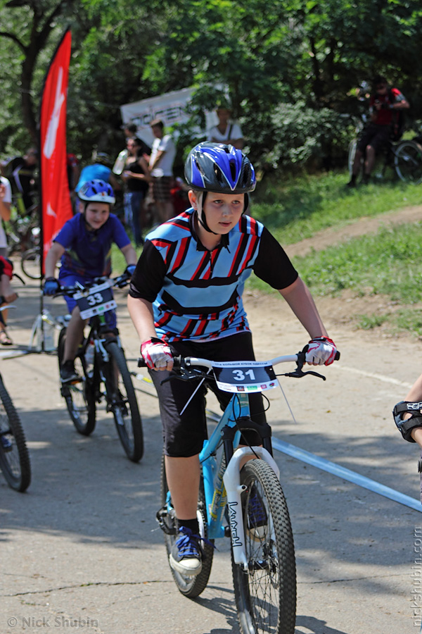 Kids riding bikes, Odessa